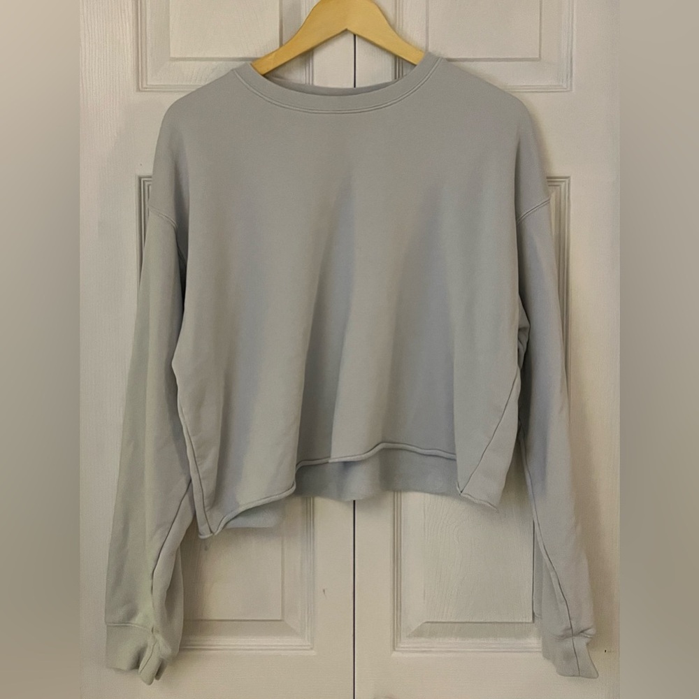 TNA Light Gray Cropped Sweatshirt